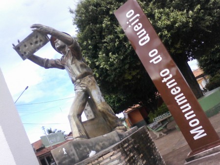 MONUMENTO DO QUEIJO